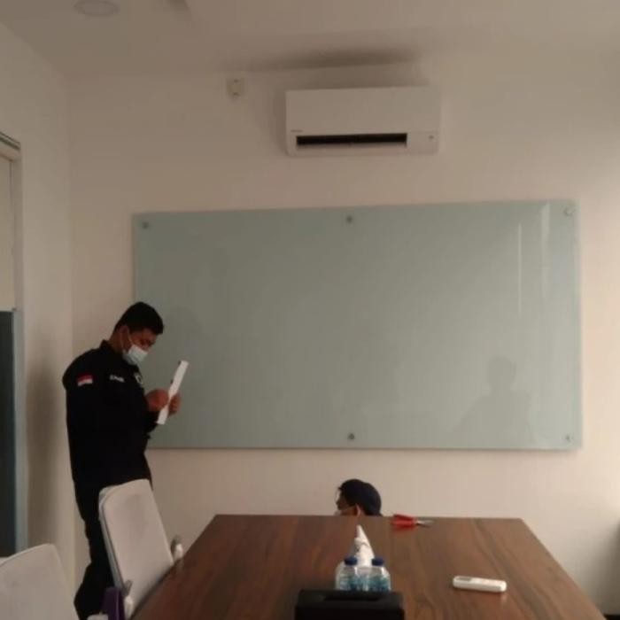 

Glassboard UK 120x240 cm Magnetic 6mm