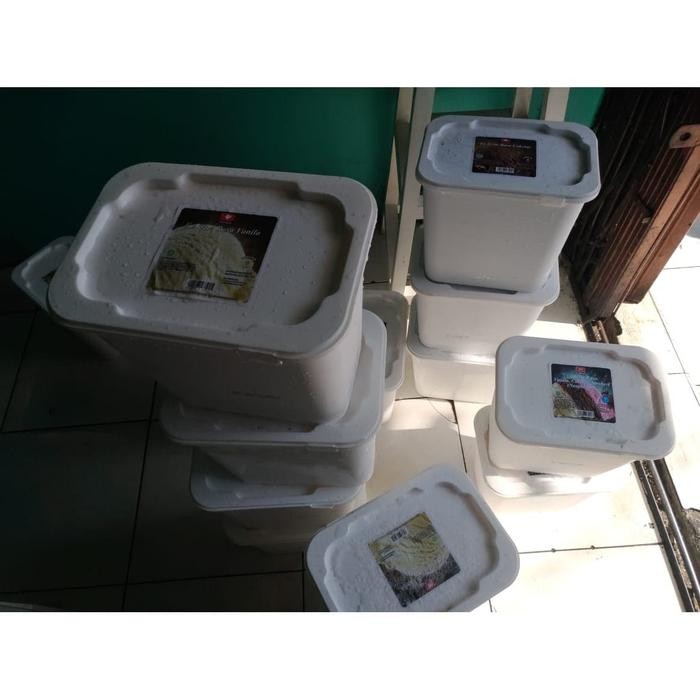 

Eskrim Diamond 8 Liter Vanilla / Coklat / Stroberi Terlaris