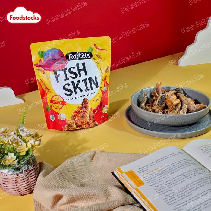 

Keripik Kulit Ikan / Fish Skin Rasa Spicy Raftels 75gr /1 Dus /10 Pcs Terlaris