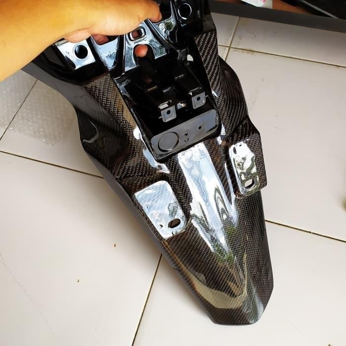 SPAKBOR BELAKANG HONDA PCX LOKAL CARBON