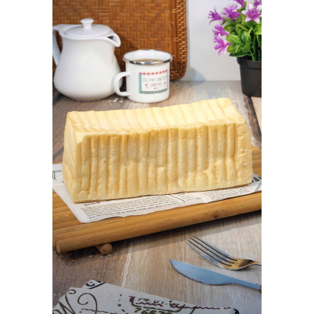 

Breadly Bakehouse Roti Tawar Bandung Original 230 gram
