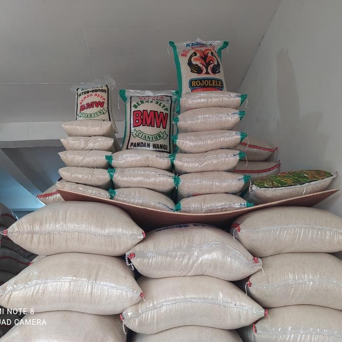 

Terlaris- Beras Kepala Super Rojolele 10Kg