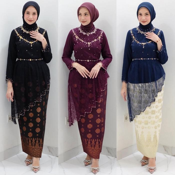 Vierra Kebaya Chantily - Signature By Sarah