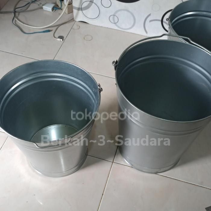 Ember Kaleng Galvanis / Pot Kaleng