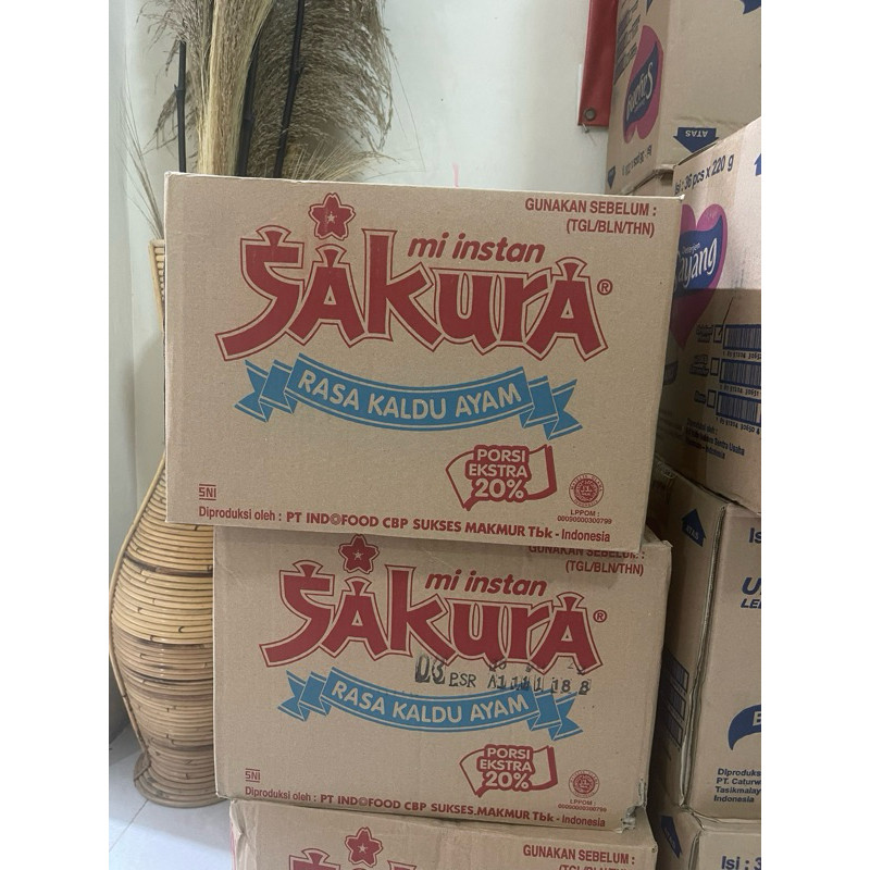 

Sega Tungtung 1 Dus Mie Sakura Rasa Kaldu Ayam Isi 40Pcs