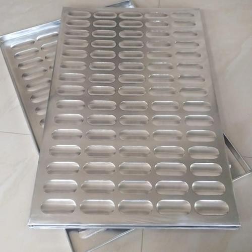 

Loyang Lidah Kucing 40 X 60 Isi 80 Hole / Cetakan Lidah Kucing Lokal