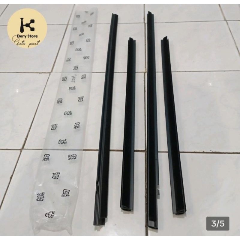 1SET PELIPIT KACA LUAR HONDA JAZZ GE8 2008-2014 WEATHER STRIP PELIPIT KACA HONDA JAZZ RS ORIGINAL