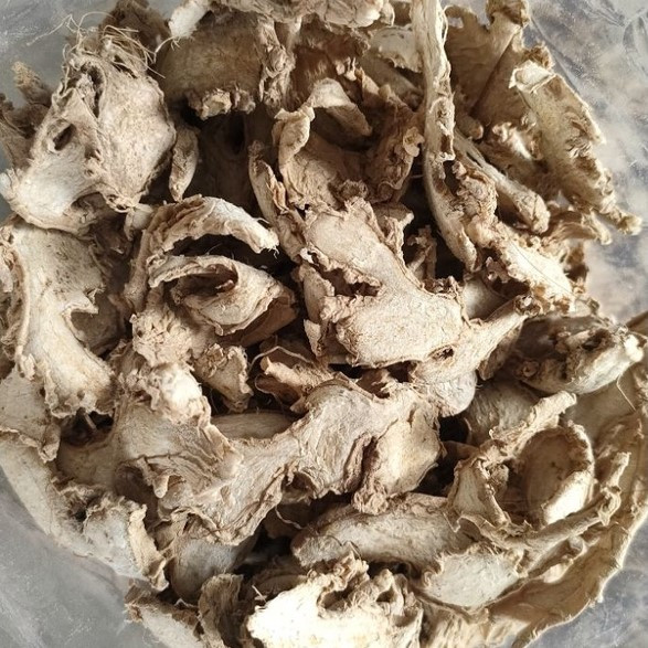 

TERMURAH!! Jahe Emprit Iris Kering (250 Gram)