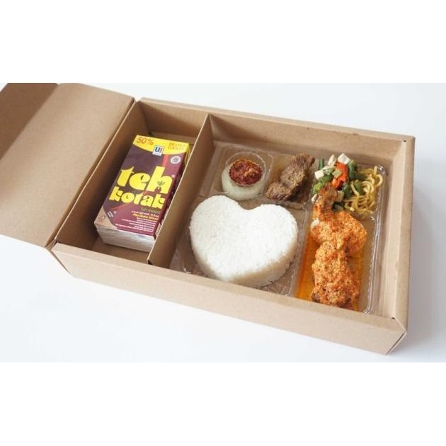 

kardus hampers makanan dan minuman tutup mika box bento dus bekal
