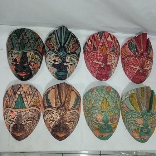 Stok Baru Hiasan Dinding Topeng Batik Topeng Merak Topeng Panji Bahan Kayu Ukuran L (Besar) Motif