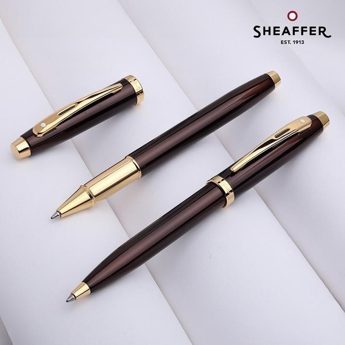 

Bentley - Sheaffer 100 Glossy Coffee Brown With Pvd Gold-Tone Rollerball Pen