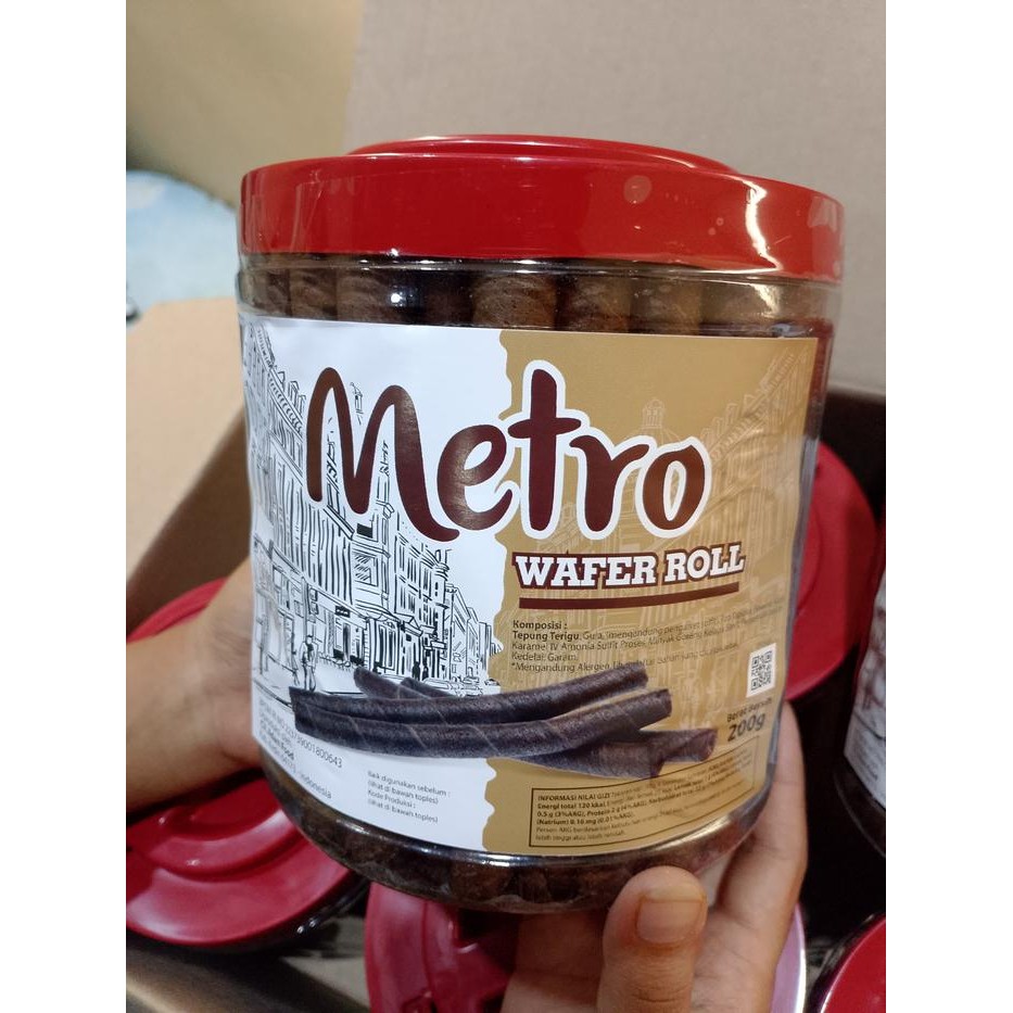 

Astor Metro Toples Sedang Cokelat Renyah Manis Astor Toples Rasa Cokelat Wafer Stick Astor Roll