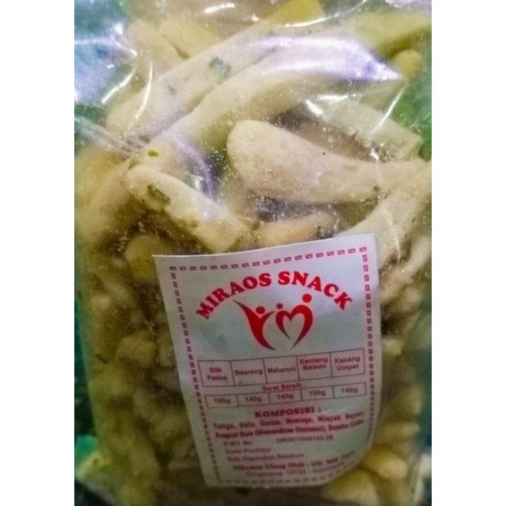 

Mamam_Asoy Basreng Stick Pedas Daun Jeruk / Basreng Stick Asin Daun Jeruk 250G