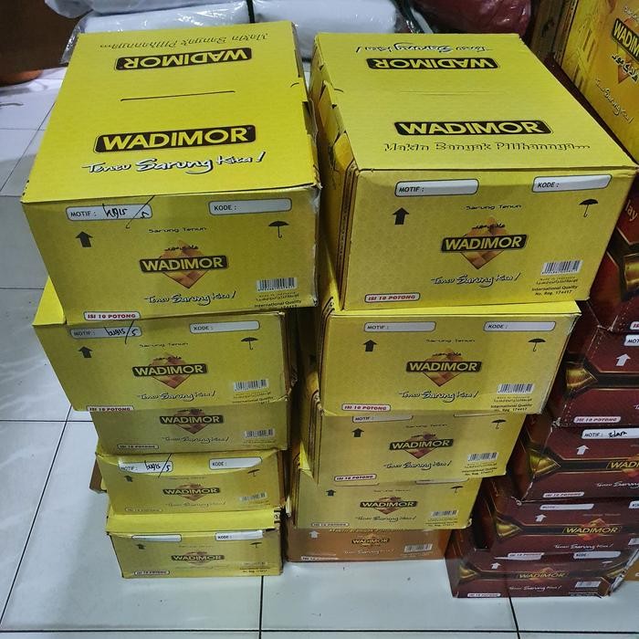 SARUNG TENUN WADIMOR BUKIT TINGGI/ CITRA/ MALAY / PADANG