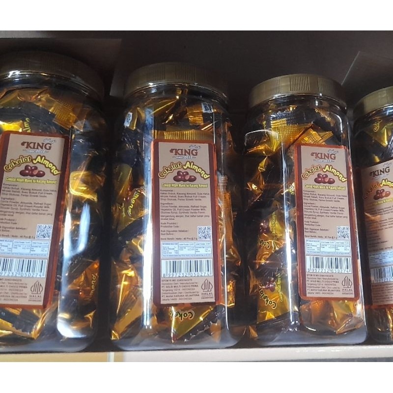 

Desyallshop D'King Cokelat Almond Isi 4 Toples @ 40 Pcs 1Box