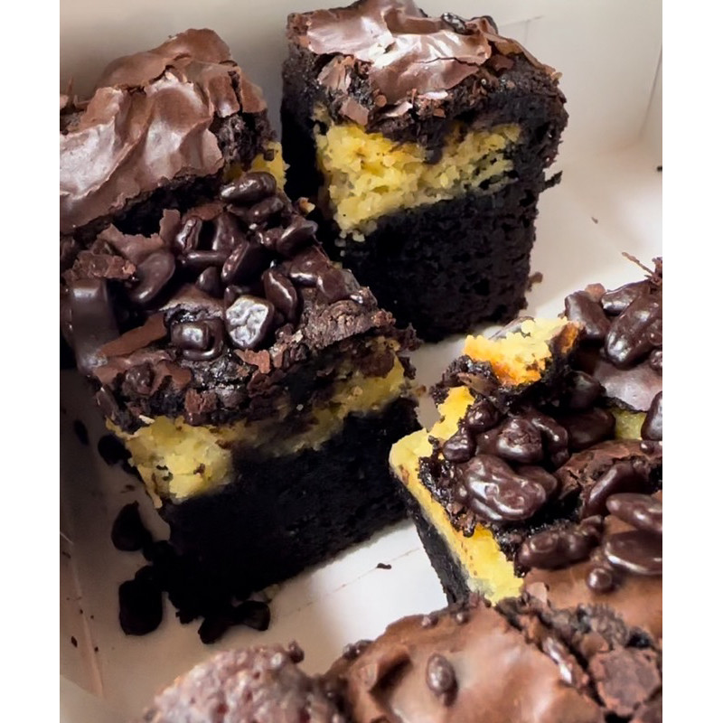 

Andrianbijaksana Browcheese Brownies Insert Cheese (350Gram)