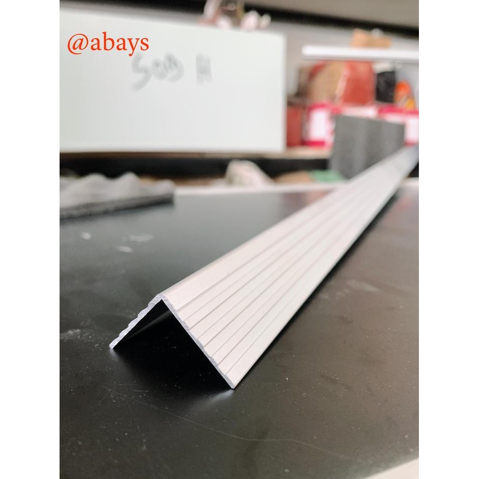 PREMIUM LIST ALUMINIUM L 150 CM LIST SIKU ALUMINIUM LIS tALUMINIUM HARDCASE FLIGHTCASE terbaik