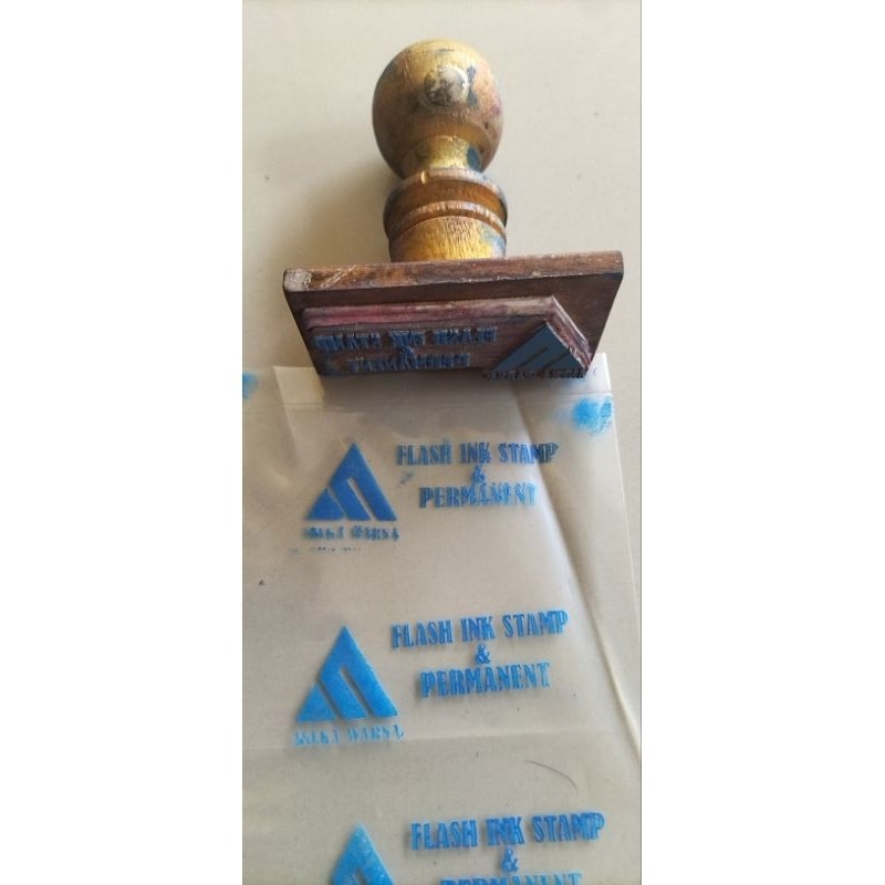 

TINTA PERMANENT KHUSUS STEMPEL PAD/BAK .PL /M, BASIC PIGMENT UNTUK KEMASAN BERMINYAK.ISI 100 ml