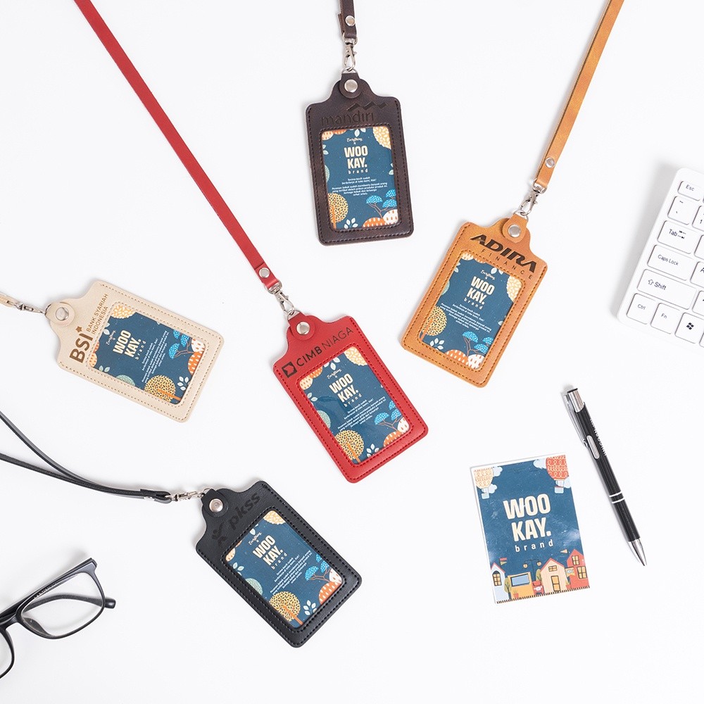 

WOOKAY Lanyard ID Card Custom Nama TriGo Premium Kulit Sintetik 2 Slot Tambahan untuk ATM dan E