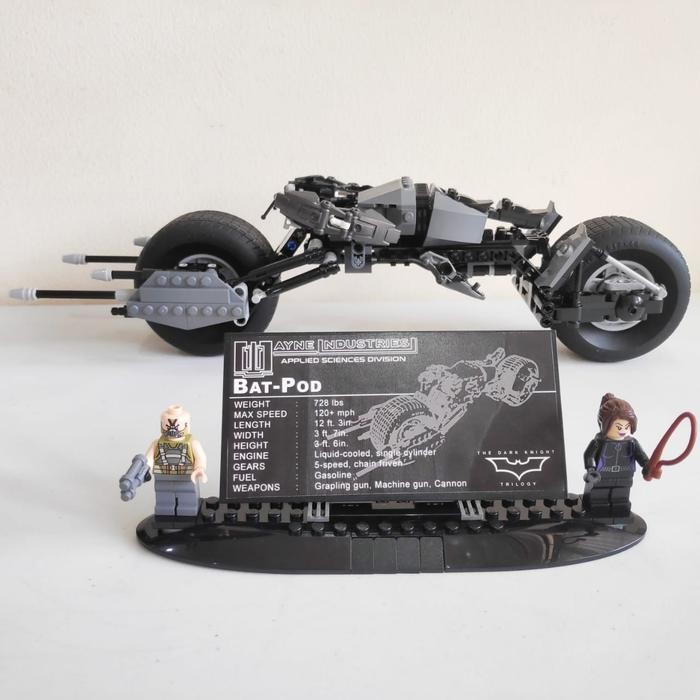 ..... Lego 5004590 Batpod + Factsheet Stand For Bane & Cat Woman Minifigure