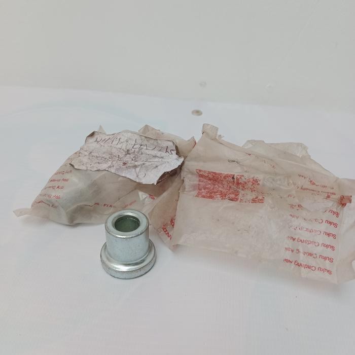 COLLAR FRONT WHELL SIDE SUPRA X ORI AHM 44311-KEV-650