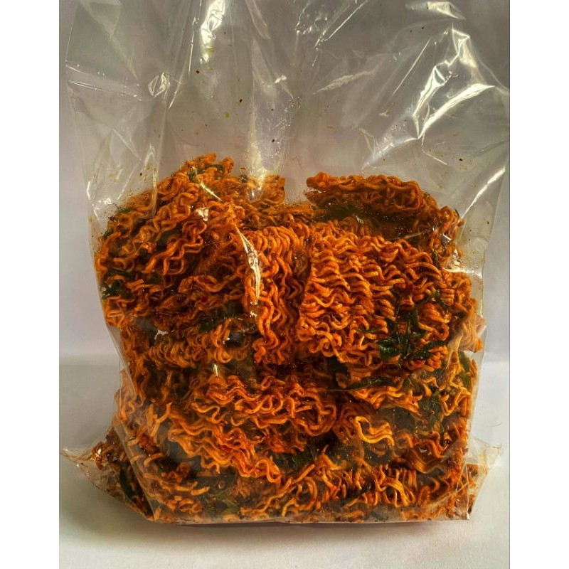 

Mie kremez / kering kremes pedas daun jeruk 500 gram WE!!