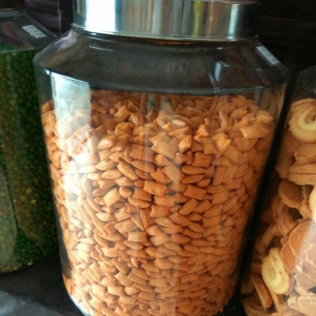 

CEMILAN KILOAN PANG PANG//KUE BANTAL MANIS 1KG [COD] WE!!