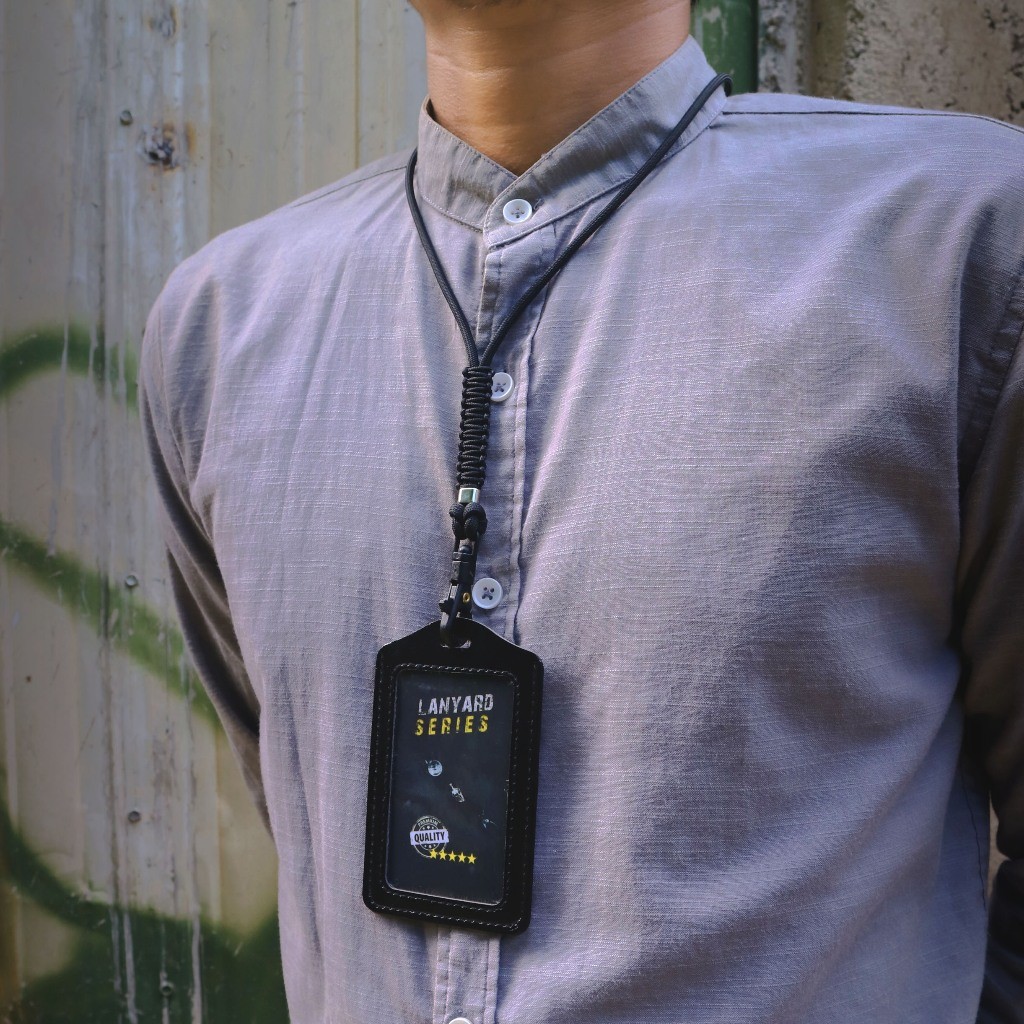 

Lanyard ID Card Holder Tali Paracord 550lbs 4mm Gantungan Kalung Name Tag Multifungsi Premium