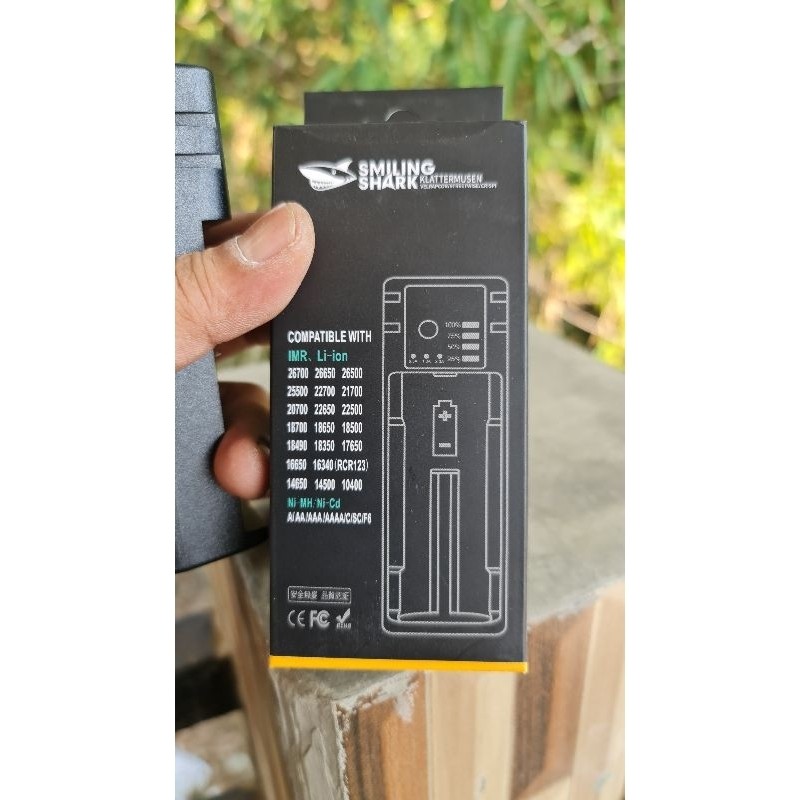 MD Charger Baterai 26650 21700 18650 18350 Original Smilingshark