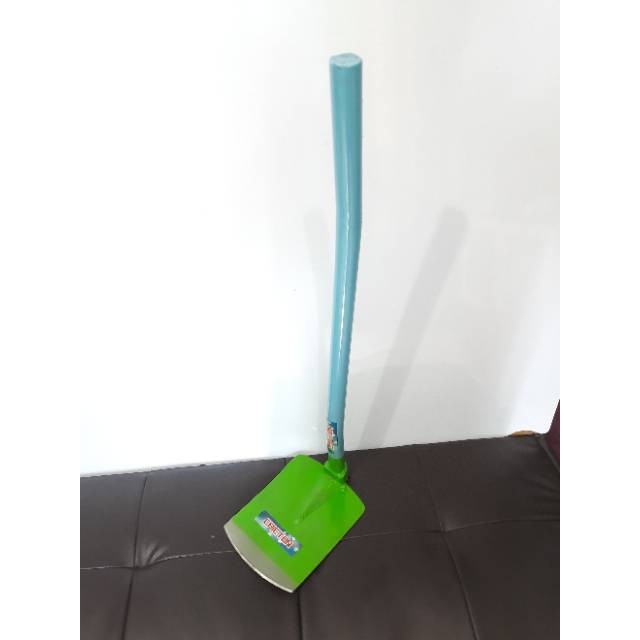 Pacul / Cangkul Gagang Besi