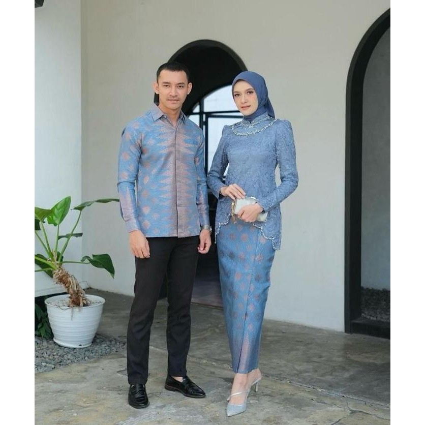 Terbaru Bibil Batik - Kebaya Coupel Wisuda Tunangan Lamaran&Kemeja Songket Baju Formal Couple