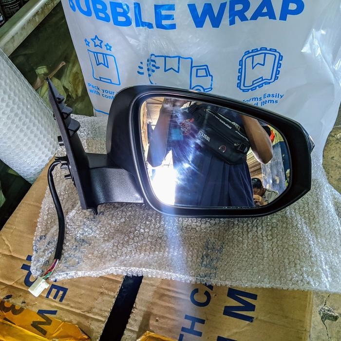 READY STOK Spion Toyota Hilux 2016-2022 kanan original