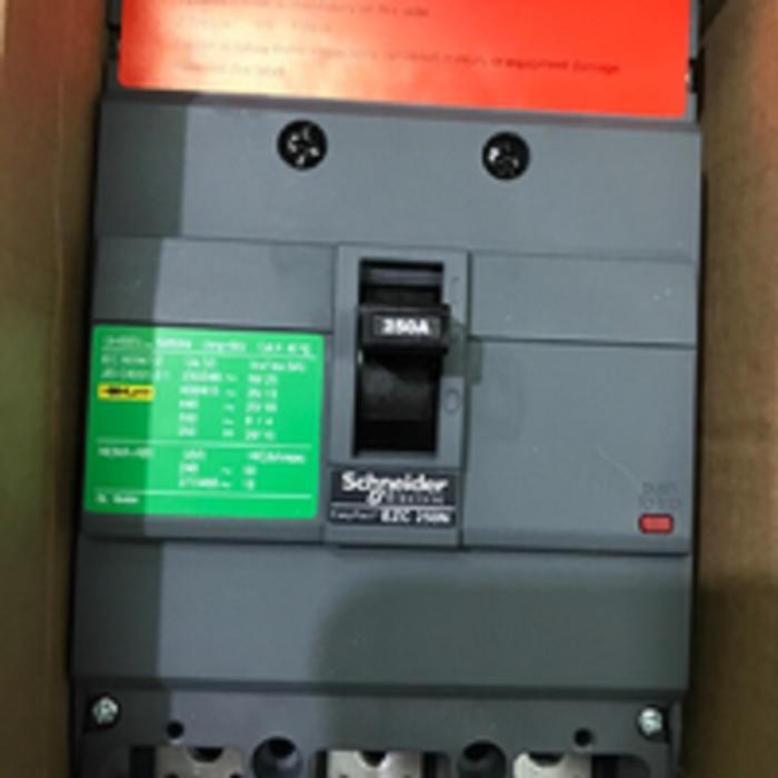 MCCB schneider EZC250N 3P 250A