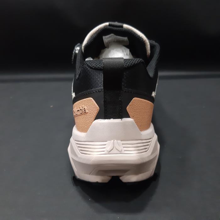 SALE  SEPATU COLUMBIA BOA GORETEX WATERPROOF BEIGE BLACK READYY