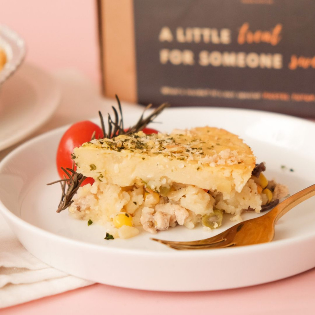 

PASTEL TUTUP - Kentang / Pie / Sarapan/ Hampers