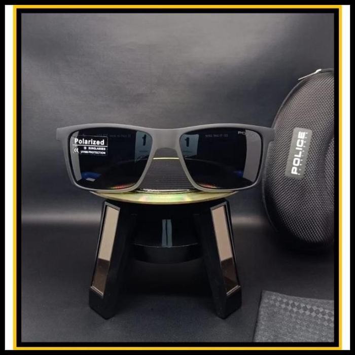 Kacamata Hitam Pria Police 18102 Lensa 100% Polarized Anti Sinar Uv Cocok Untuk Berkendara Original