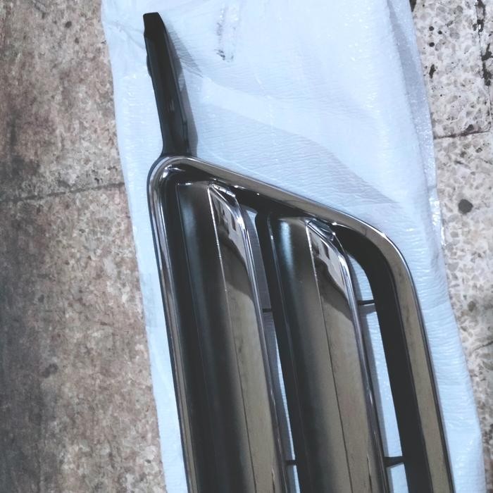 GRILLE GRILL DEPAN CRV GEN 2 2005-2006 FACELIFT WITH LIST CHROME