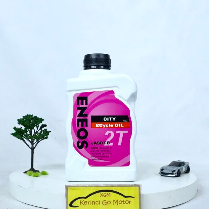Oli Eneos 2T Oli Samping 0.7L - Oli Samping Eneos 2T 2 Cycle Kode 084