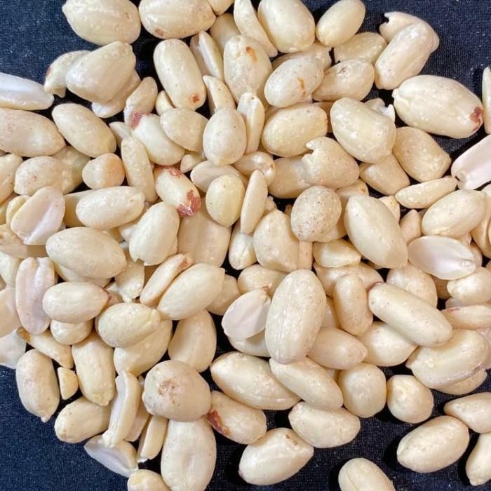 

Kacang Tanah Kupas Mentah 1kg 41/51 New