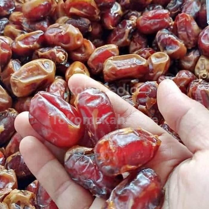 

kurma khalas Madinah 1kg New