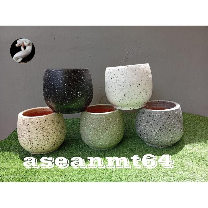 pot teraso pir,pot teraso bulat,pot gerabah tanah liat Kode 975