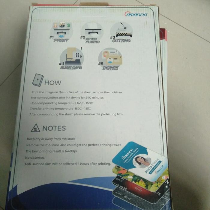 

[Deli Atk] Kertas Pvc Bahan Id Card Instan 50 Set Merk Amanda