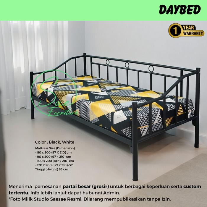 Daybed Ranjang Santai Besi