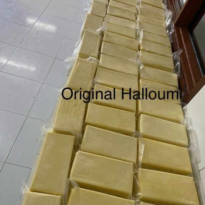 

Halloumi Cheese 1kg - berat 1kg