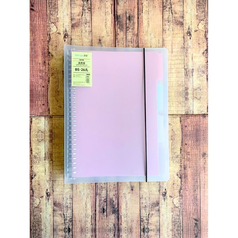 

MAP BINDER B5 WENGU TRANSPARANT TALI KARET - BINDER NOTE BONUS DIVIDER KODE 747