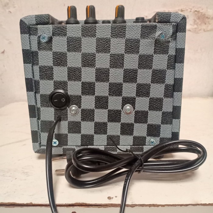 (Expert) Ampli Gitar Akustik, Elektrik, Bass mini JTJ ONE 4 inch