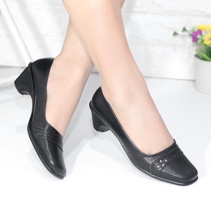 KODE A SEPATU PANTOFEL WANITA HIGH HEELS CEWEK BIGSIZE OVERSIZE JUMBO 37 - 41