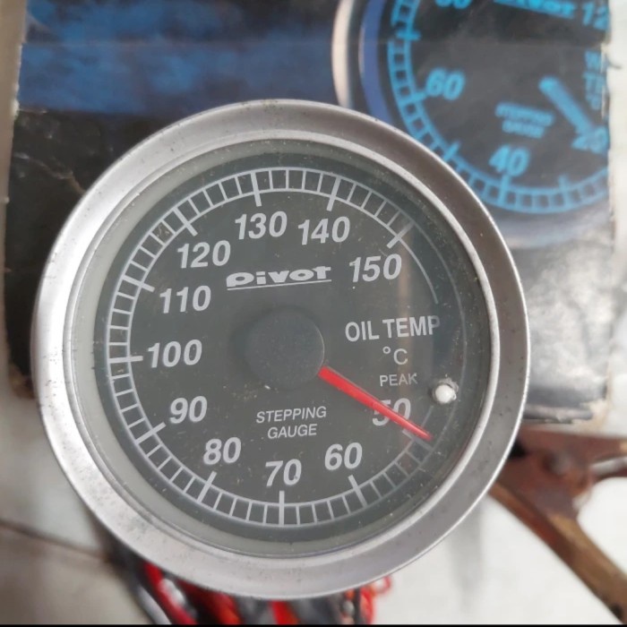 Pivot Gauge Oil Temp - Pivot Oil Temp gauge