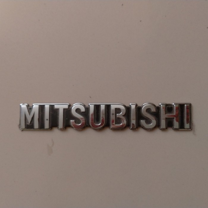 Emblem Mitsubishi Eterna Tiga Berlian Second