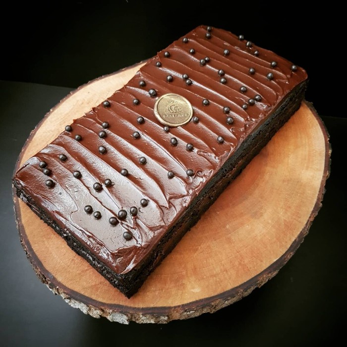 

BROWNIES KUKUS KETAN HITAM DON BAKESHOP KODE 8